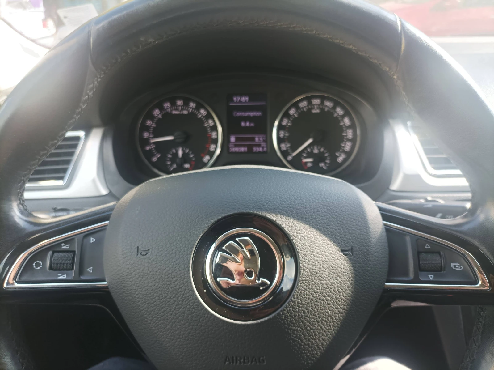 Skoda Rapid  - изображение 10
