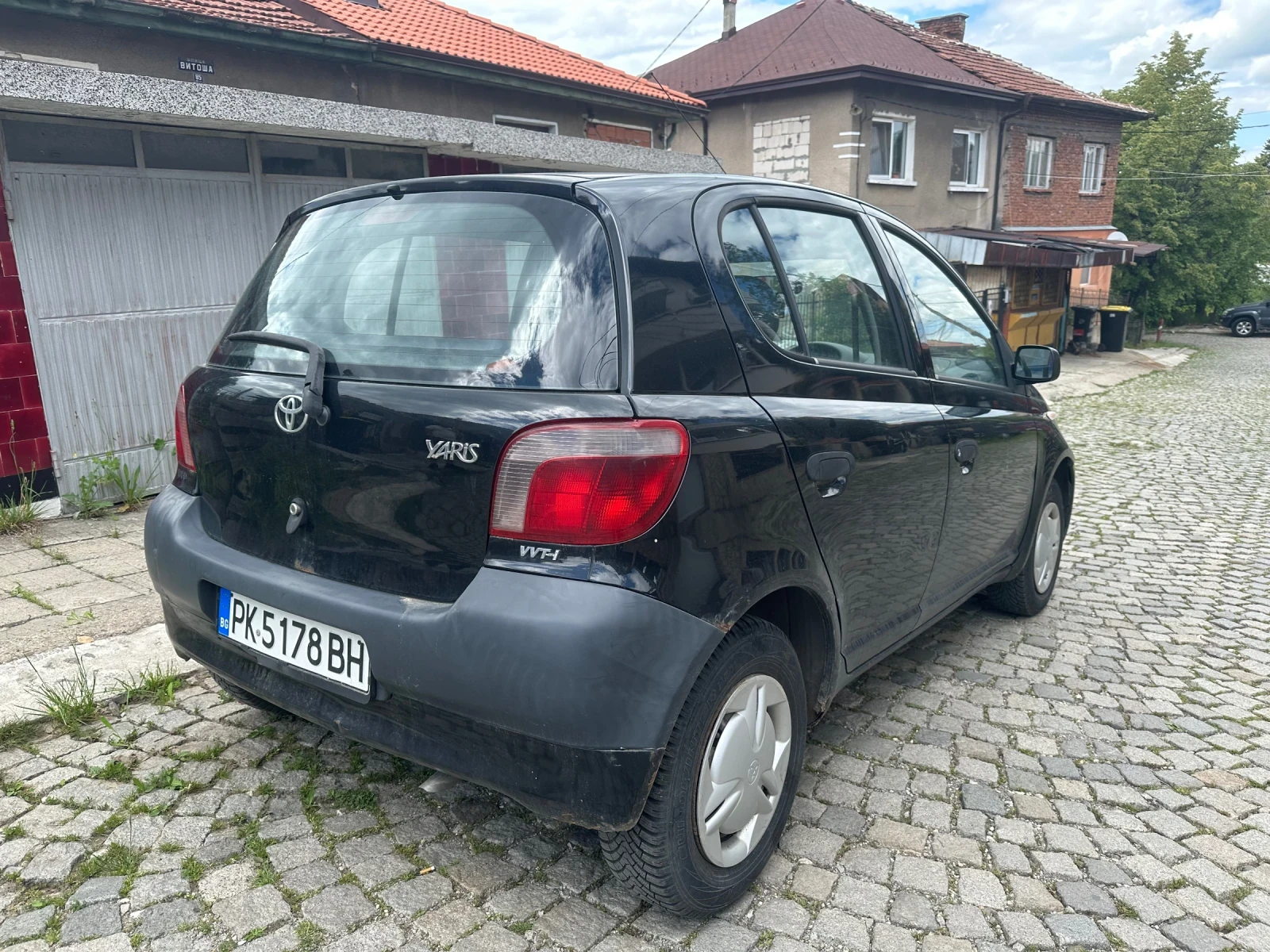 Toyota Yaris 1.0 - изображение 6