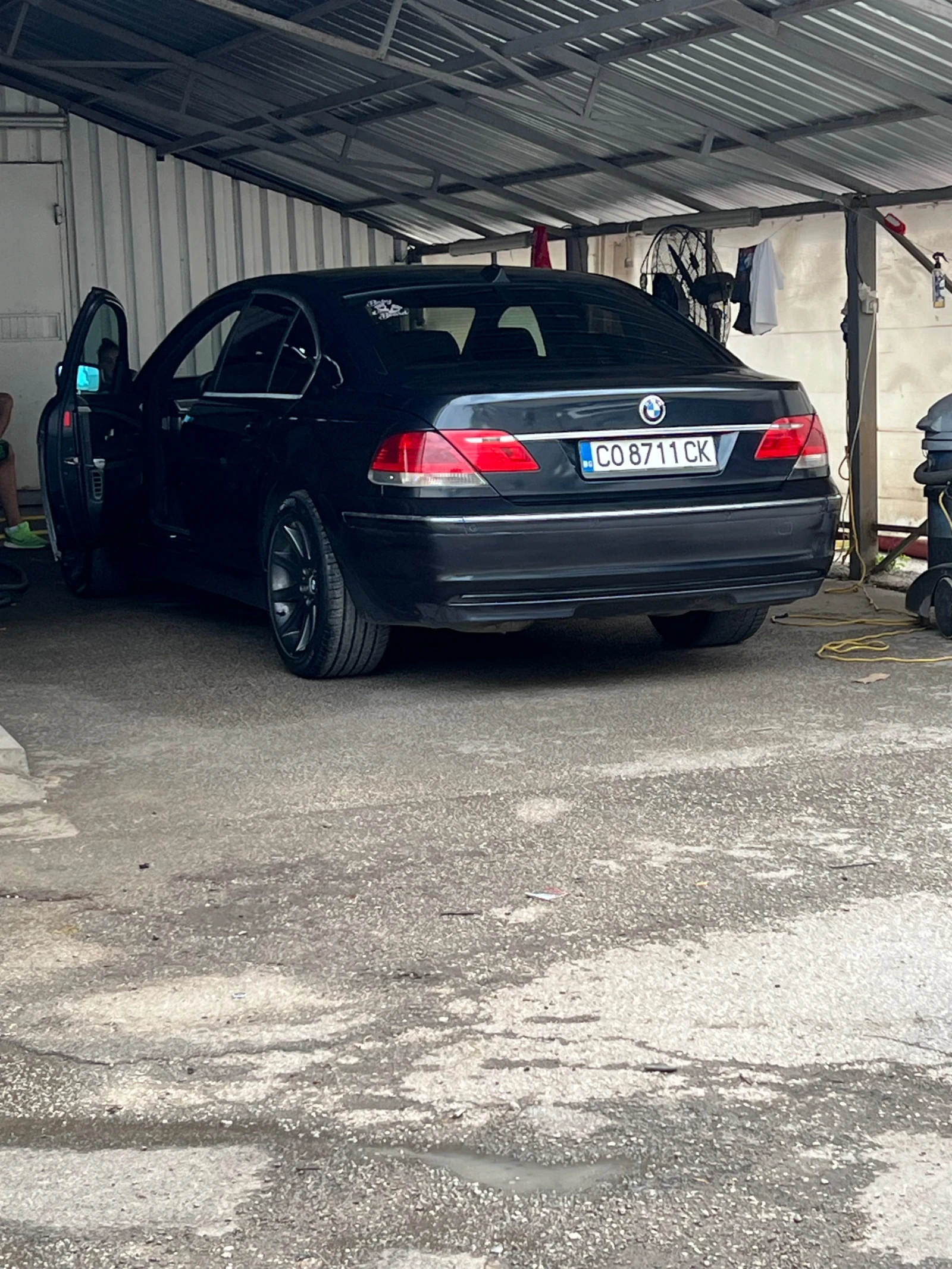 BMW 730  - изображение 2