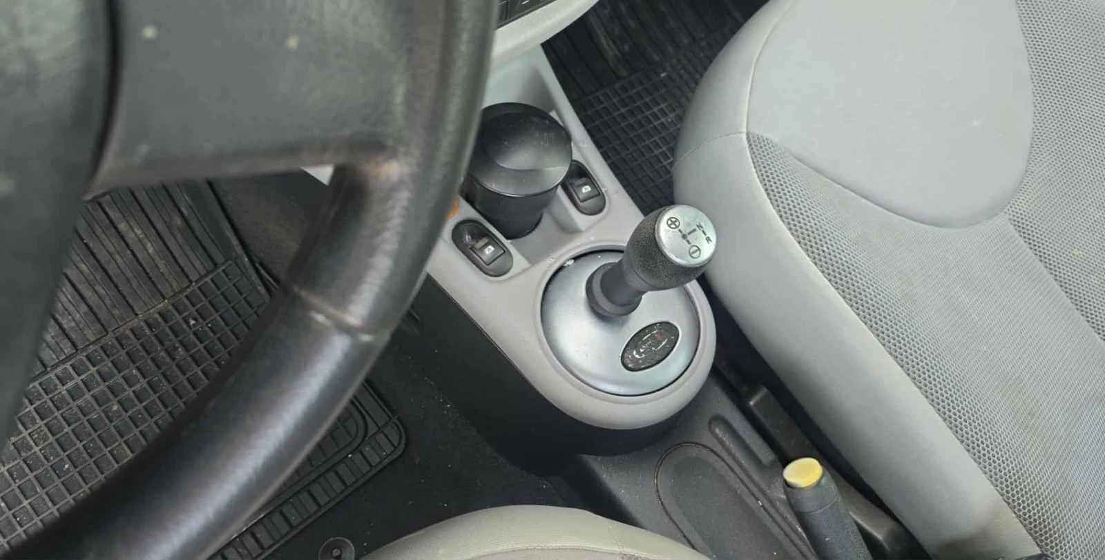Citroen C3 pluriel 1.6 ск кутия робот - изображение 3