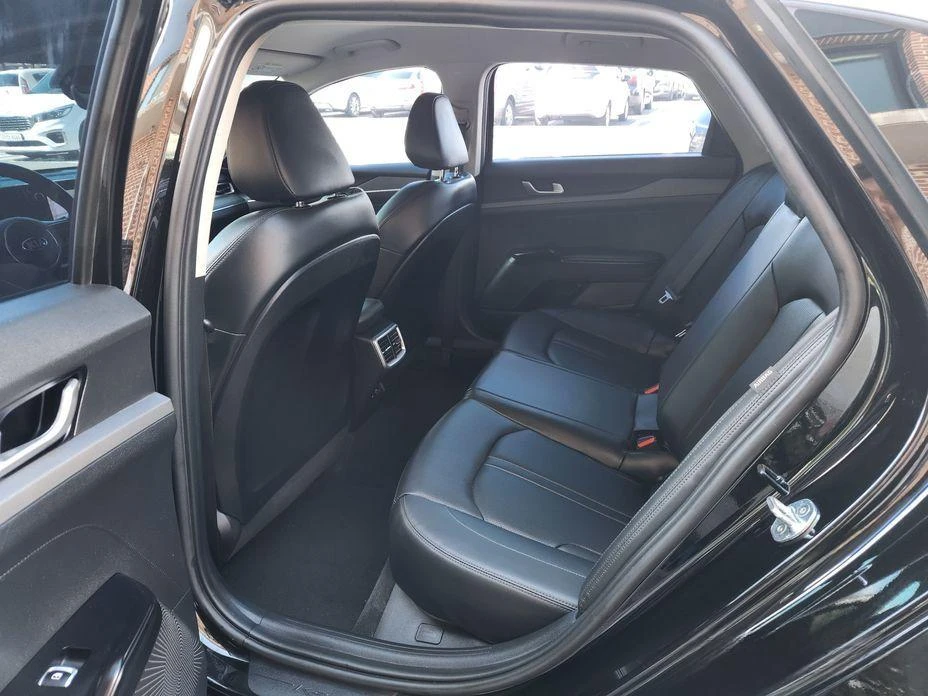 Kia K5  - изображение 10