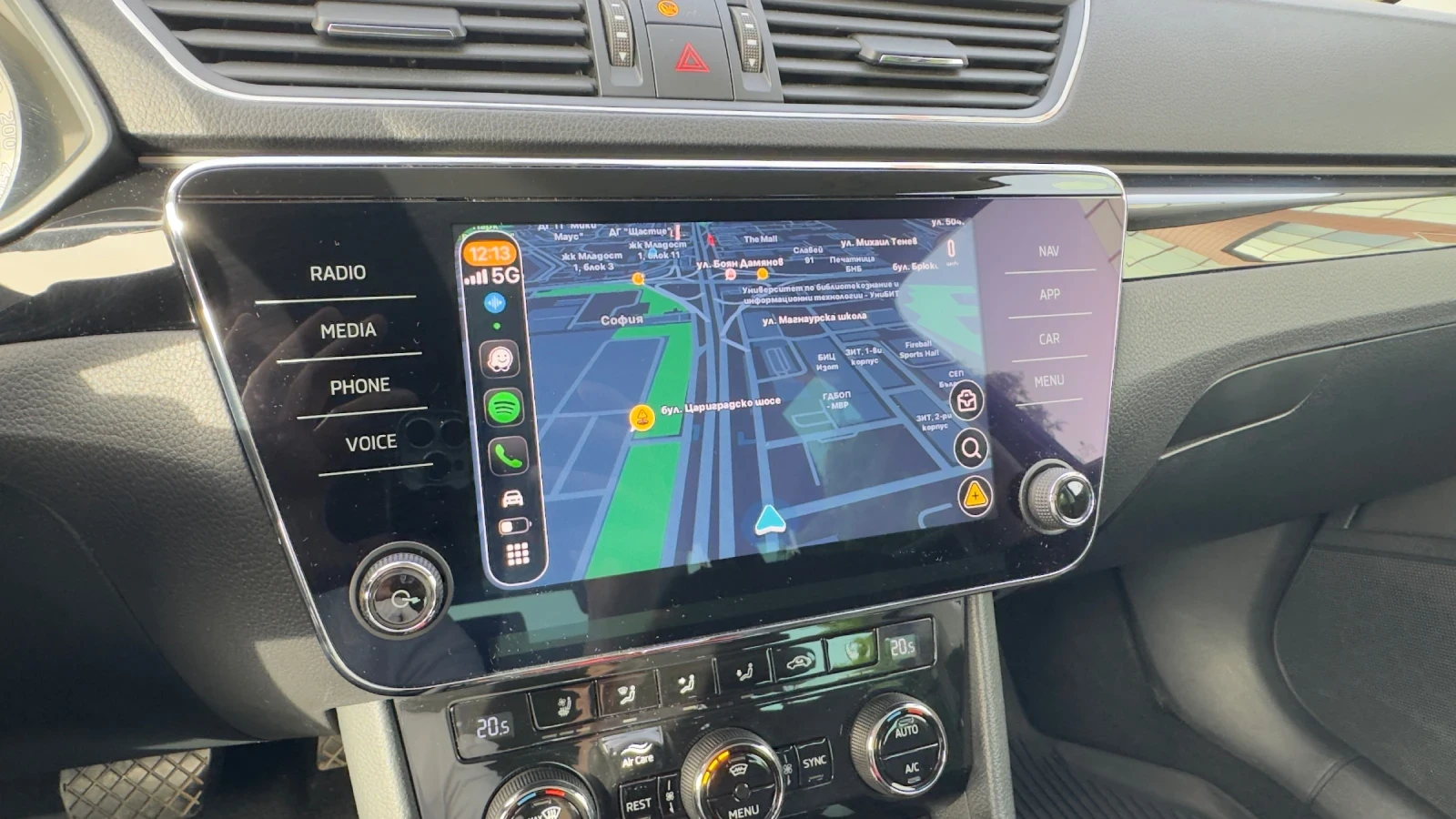 Skoda Superb L&K /2.0 tsi /280 к.с./ Двигател на 32 181 км! - изображение 10