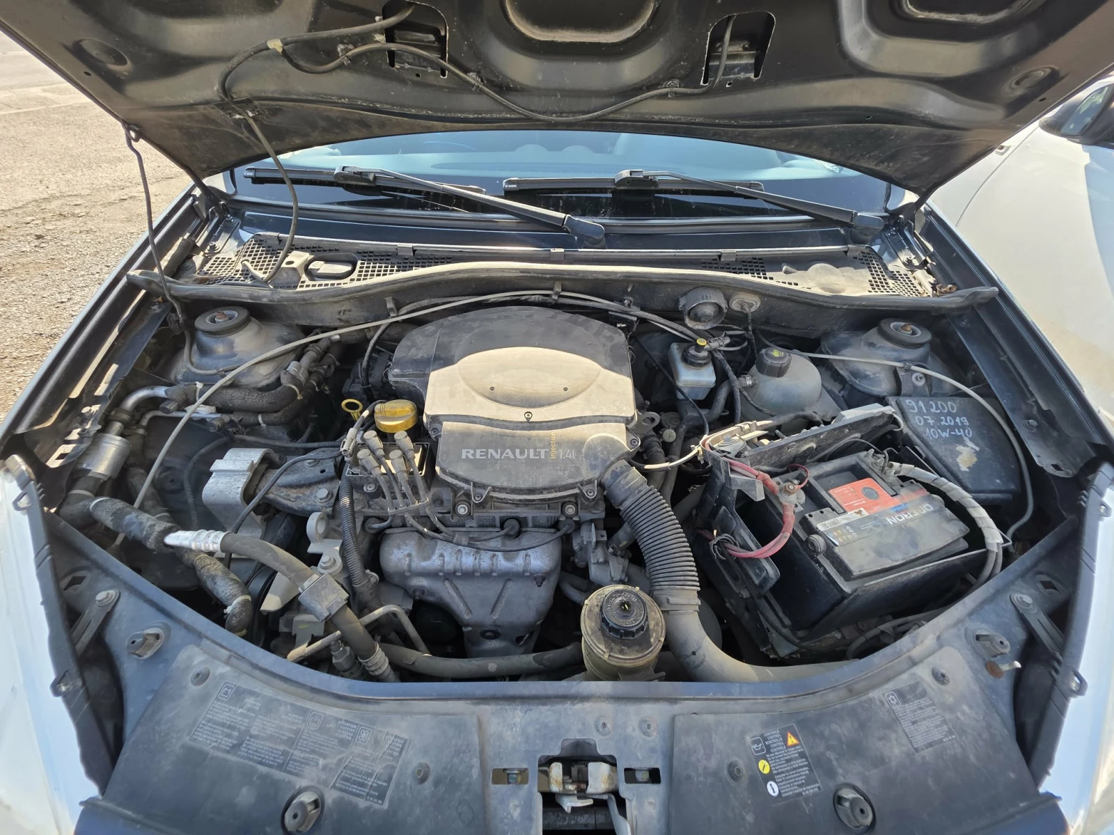 Dacia Sandero 1.4 MPI - изображение 3