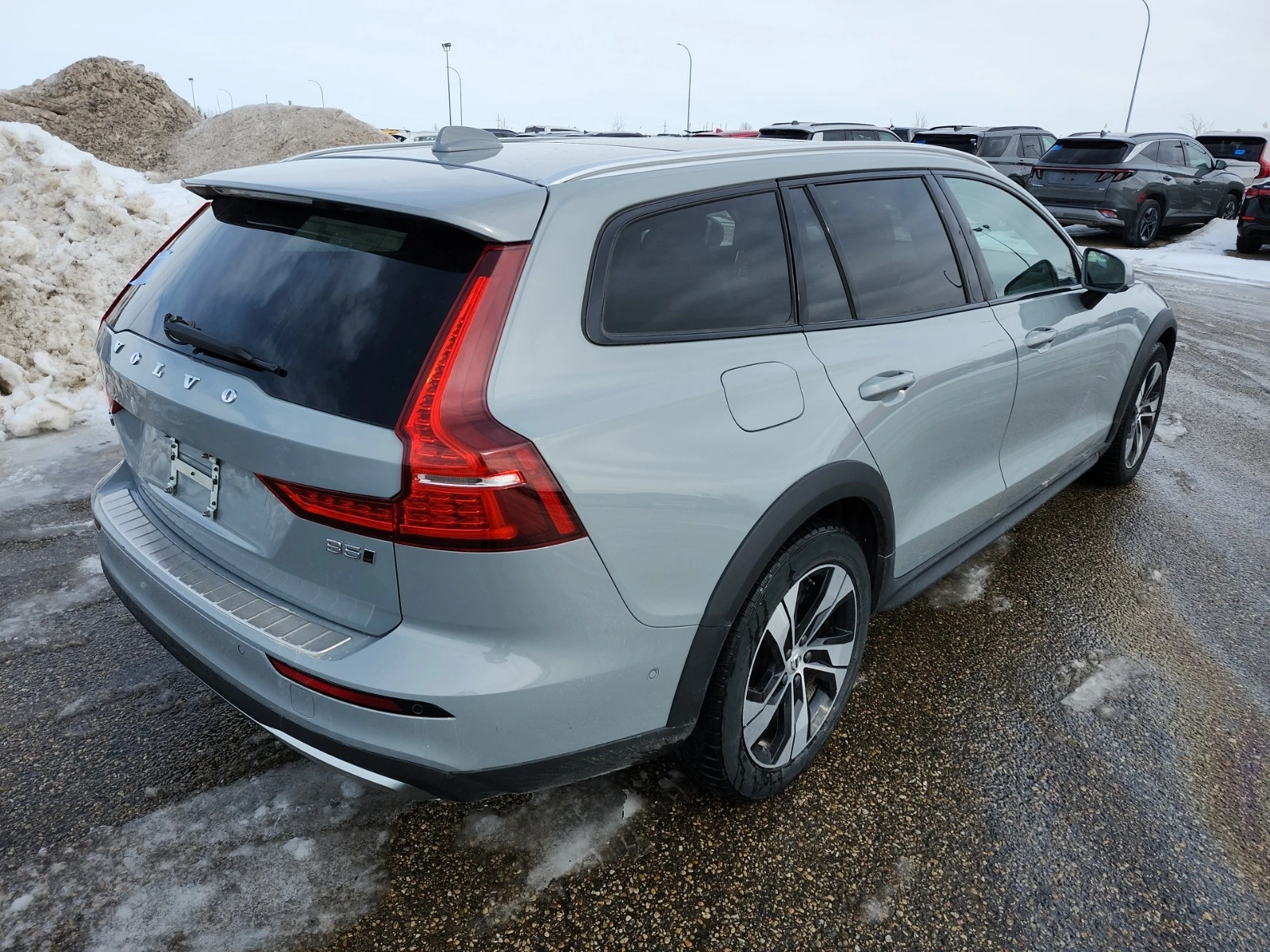 Volvo V60 Cross Country * * CARFAX * * АВТО КРЕДИТ * * , снимка 3 - Автомобили и джипове - 53866375