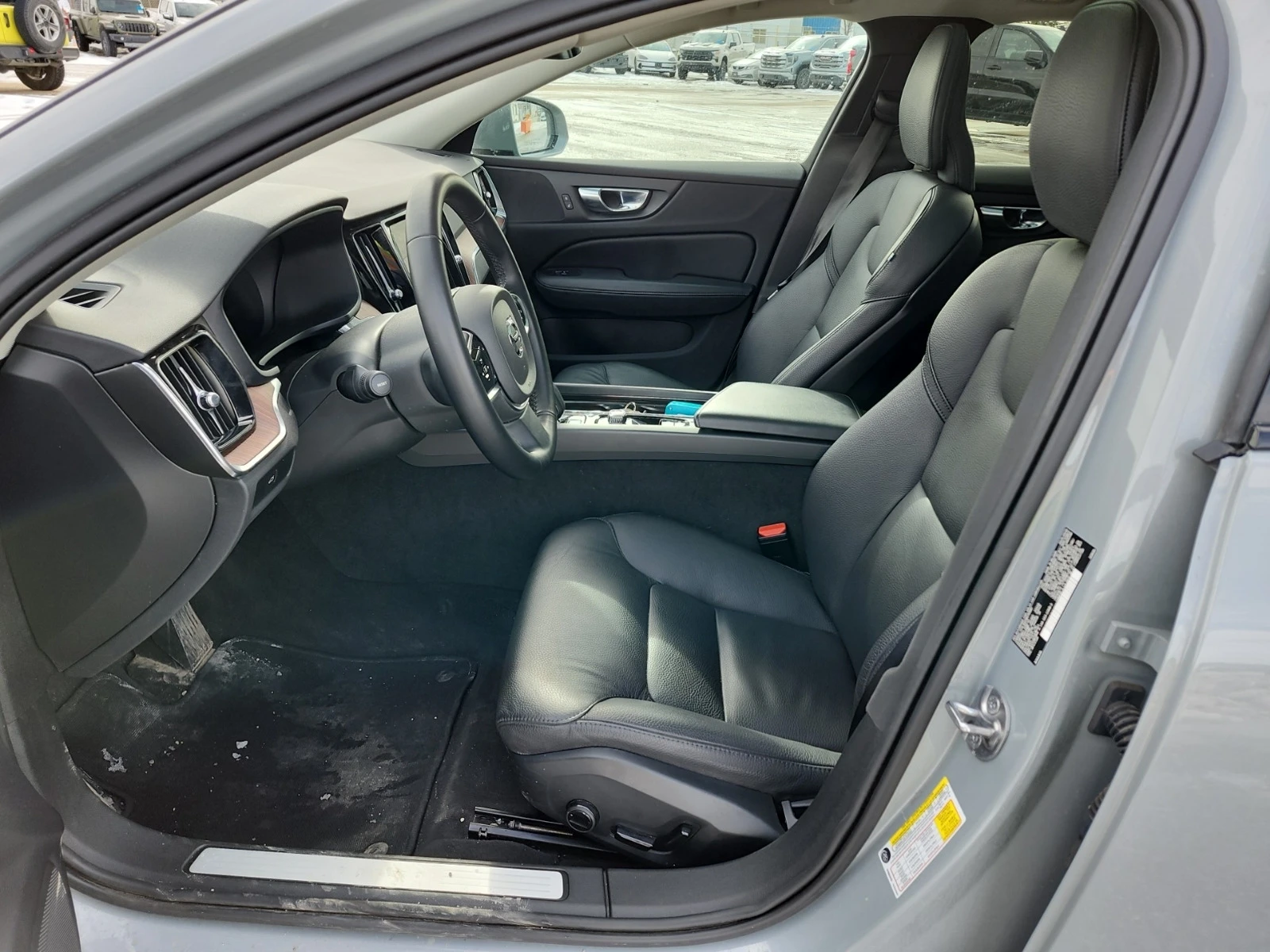 Volvo V60 Cross Country * * CARFAX * * АВТО КРЕДИТ * * , снимка 5 - Автомобили и джипове - 53866375