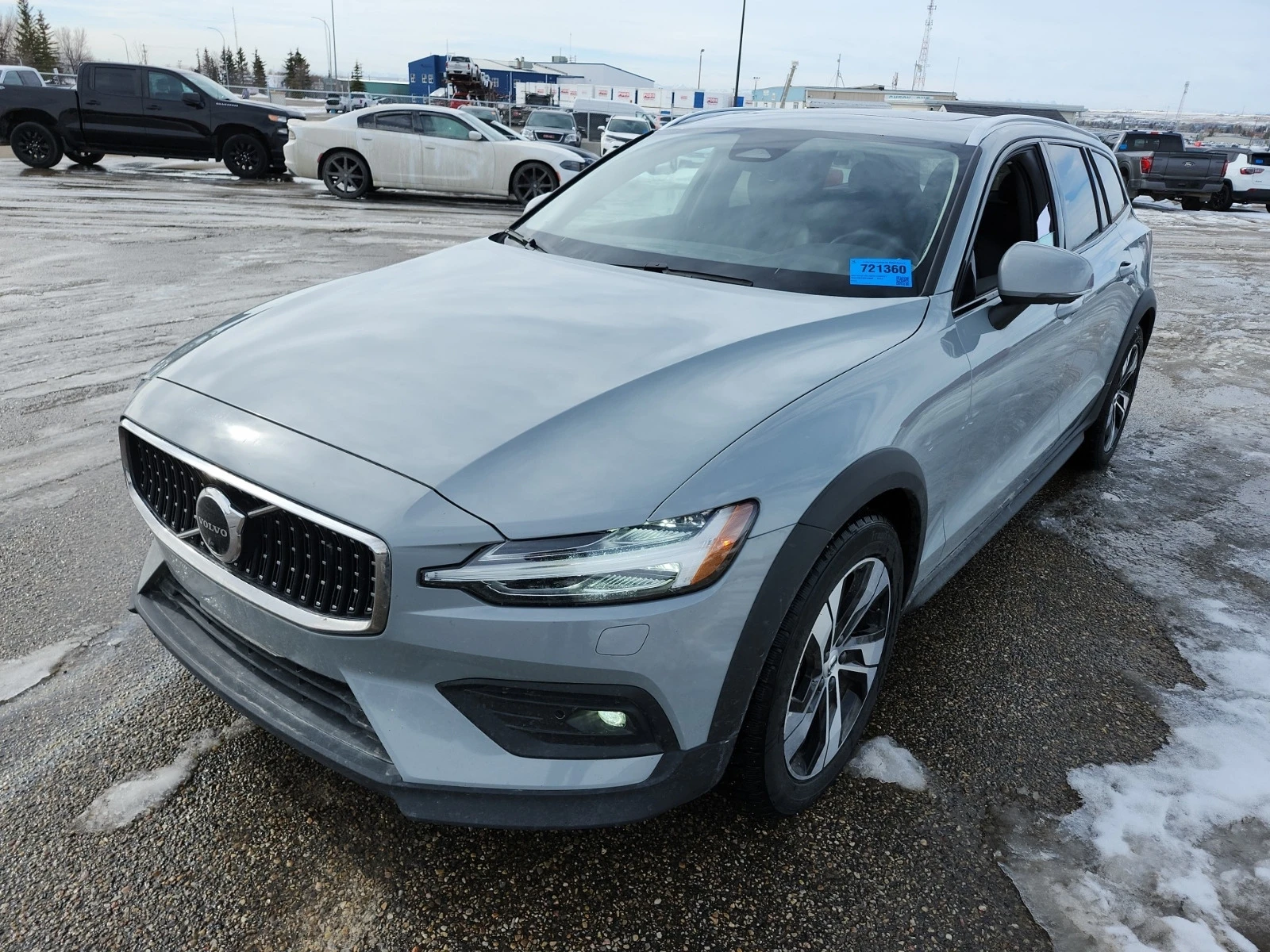 Volvo V60 Cross Country * * CARFAX * * АВТО КРЕДИТ * *  | Auto.bg — изображение 1