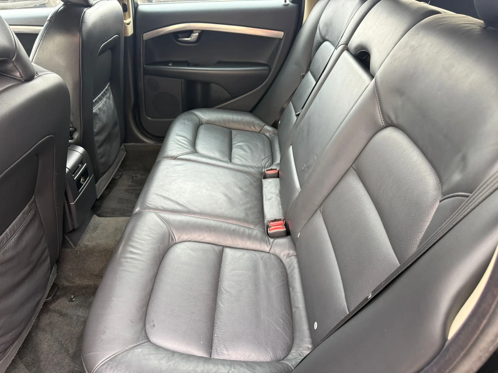 Volvo V70 2, 400D5/АВТОМАТИК/EURO5, снимка 9 - Автомобили и джипове - 53927751