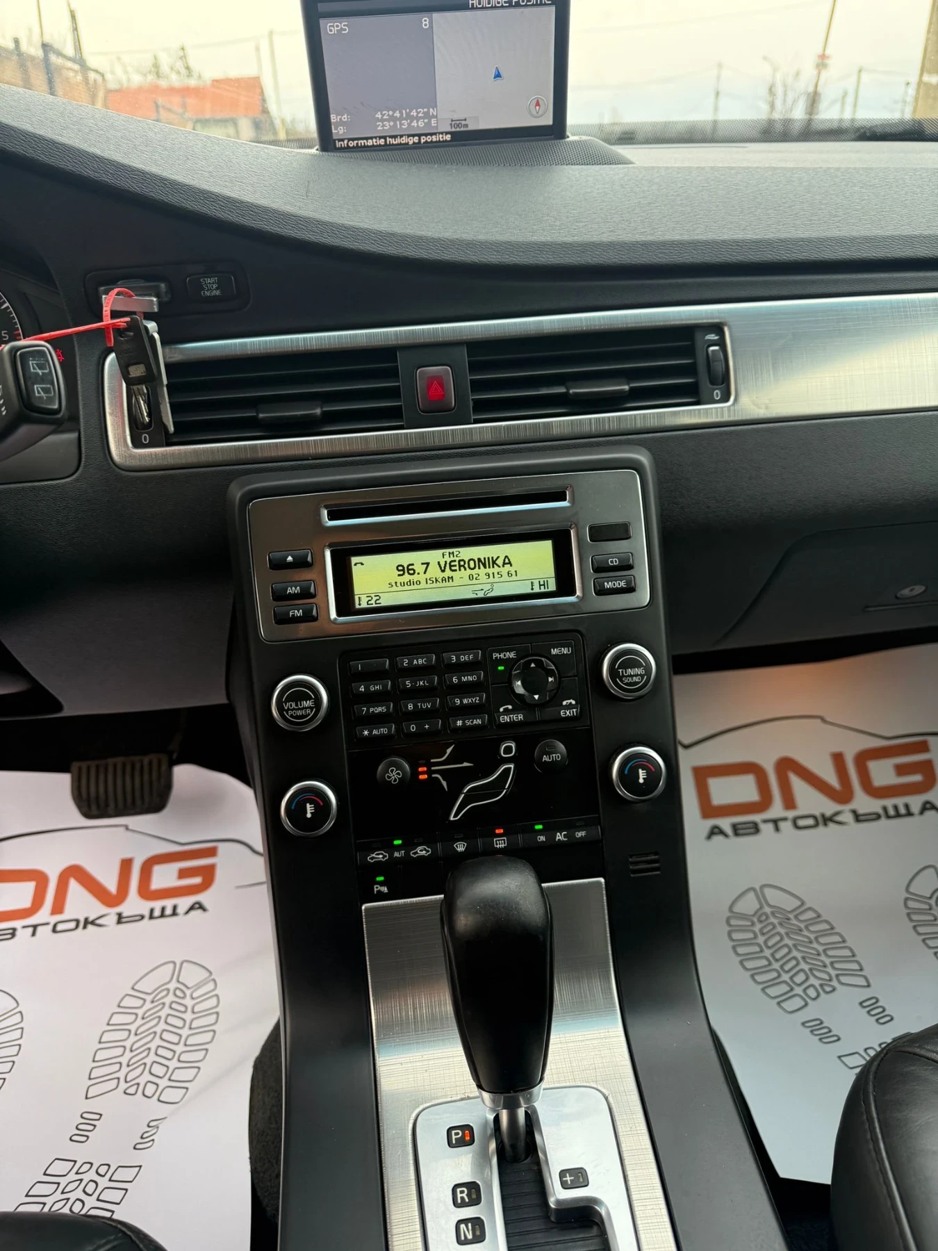 Volvo V70 2, 400D5/АВТОМАТИК/EURO5, снимка 11 - Автомобили и джипове - 53927751