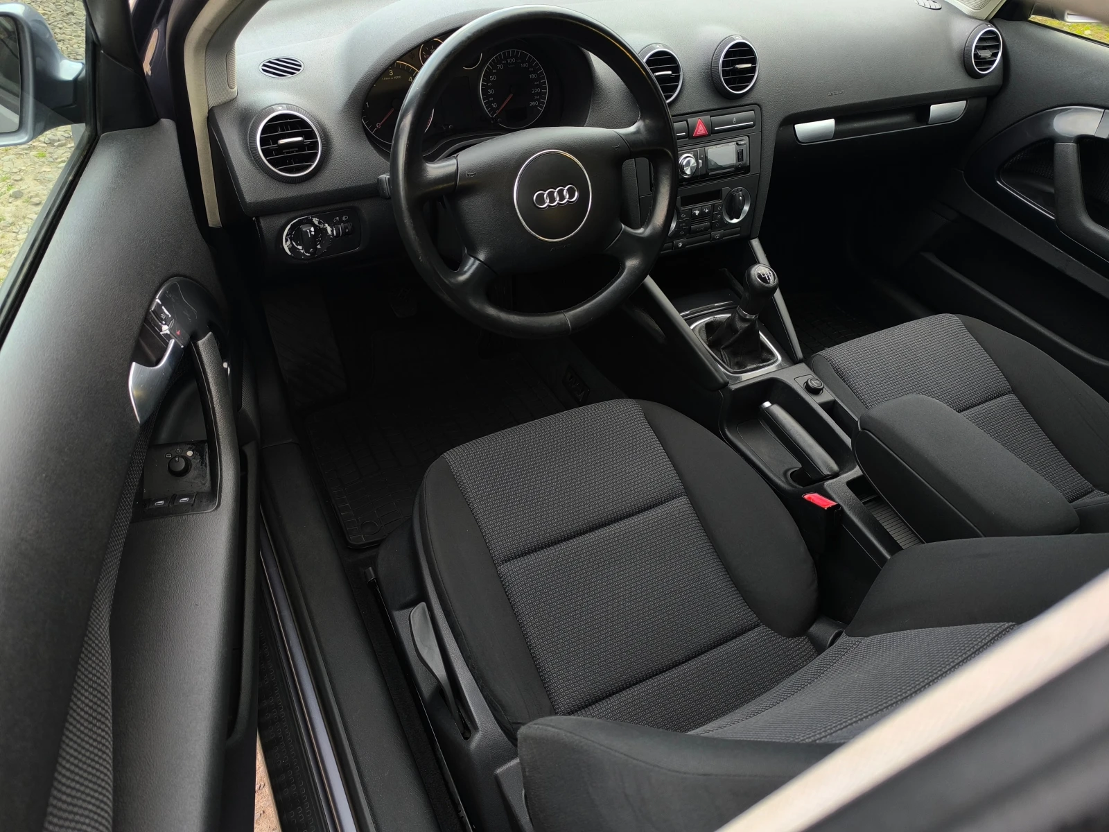 Audi A3 -1.9TDI-105кс-(BKC)-КЛИМАТРОНИК-, снимка 10 - Автомобили и джипове - 53996123