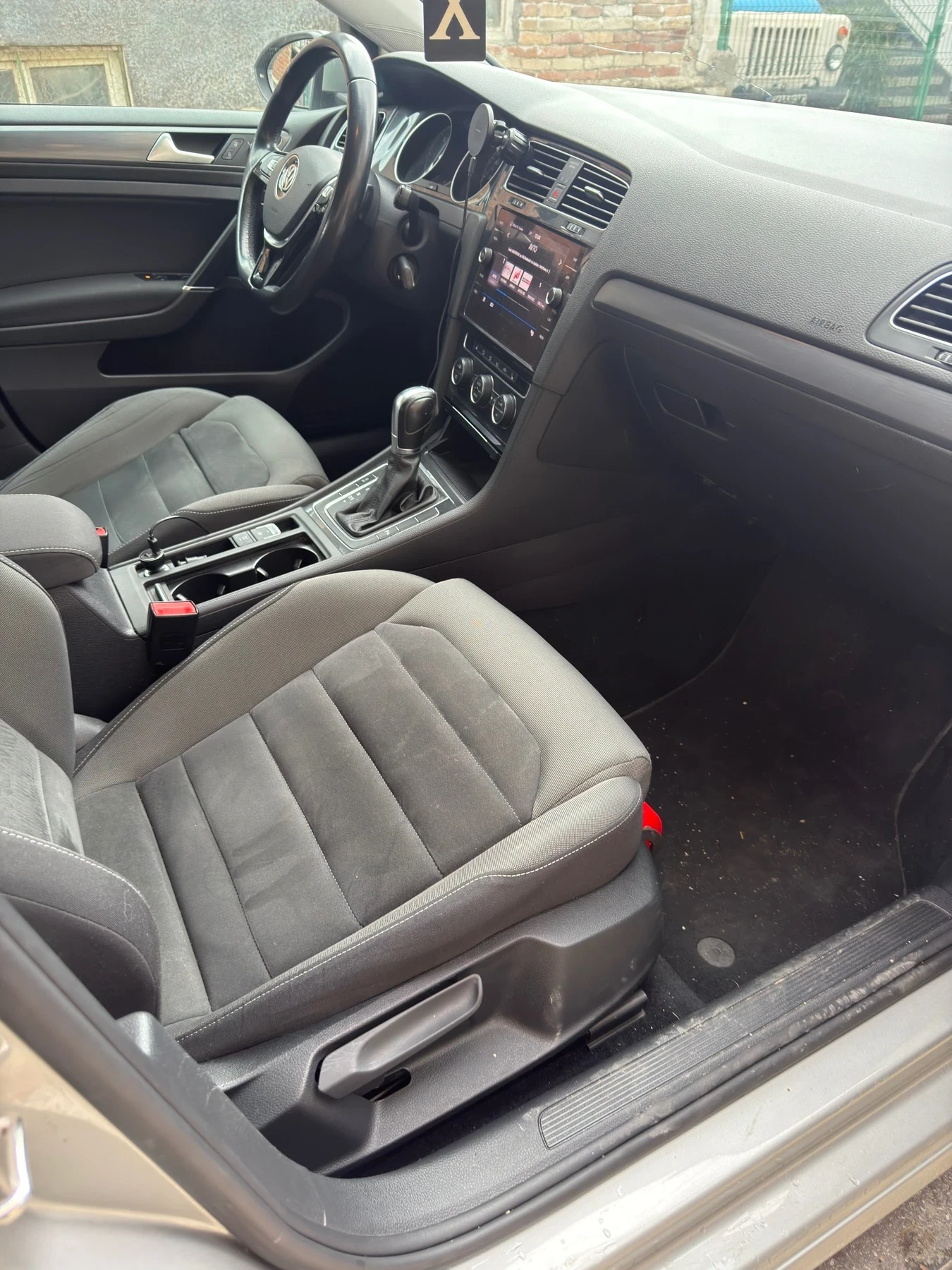 VW Golf 7.5, снимка 8 - Автомобили и джипове - 54100569