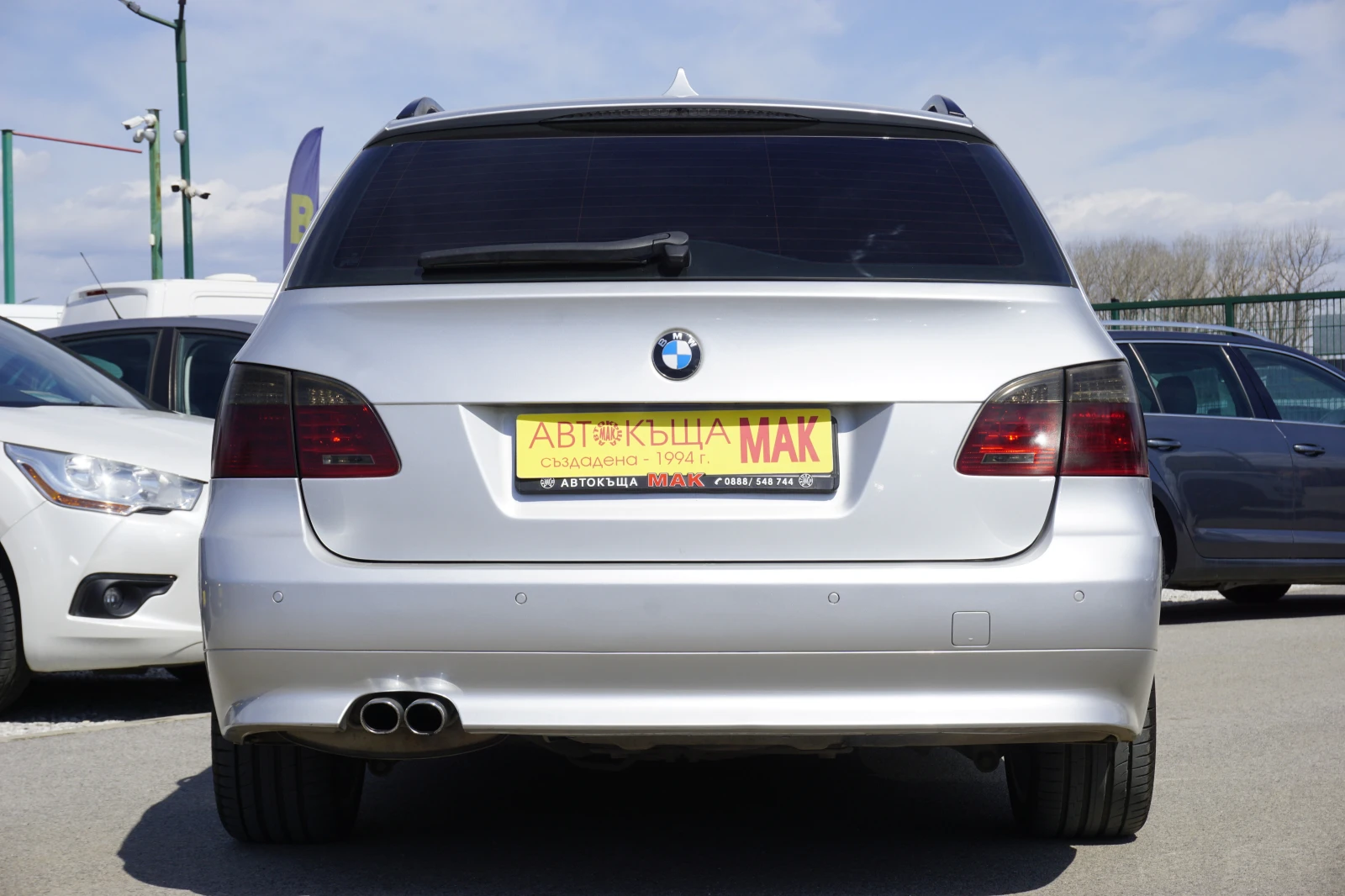 BMW 530 4x4/Обслужена/Facelift/Кожа/Ксенон/SoftClose/Автом, снимка 6 - Автомобили и джипове - 54157419