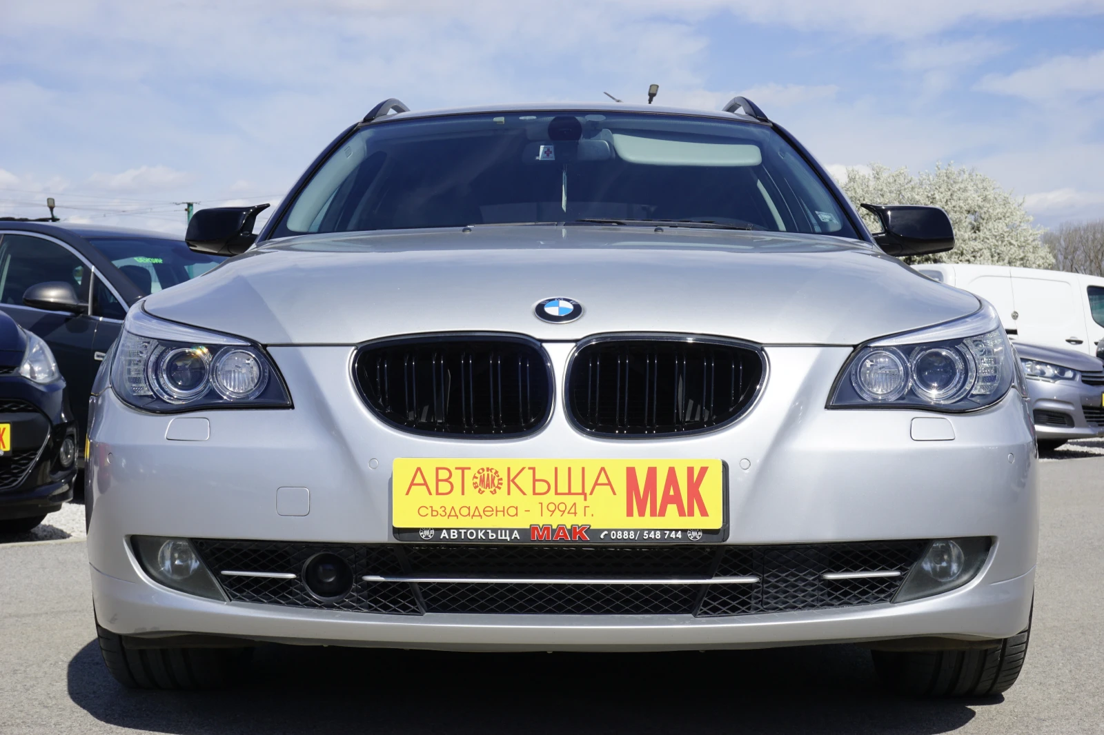 BMW 530 4x4/Обслужена/Facelift/Кожа/Ксенон/SoftClose/Автом, снимка 2 - Автомобили и джипове - 54157419