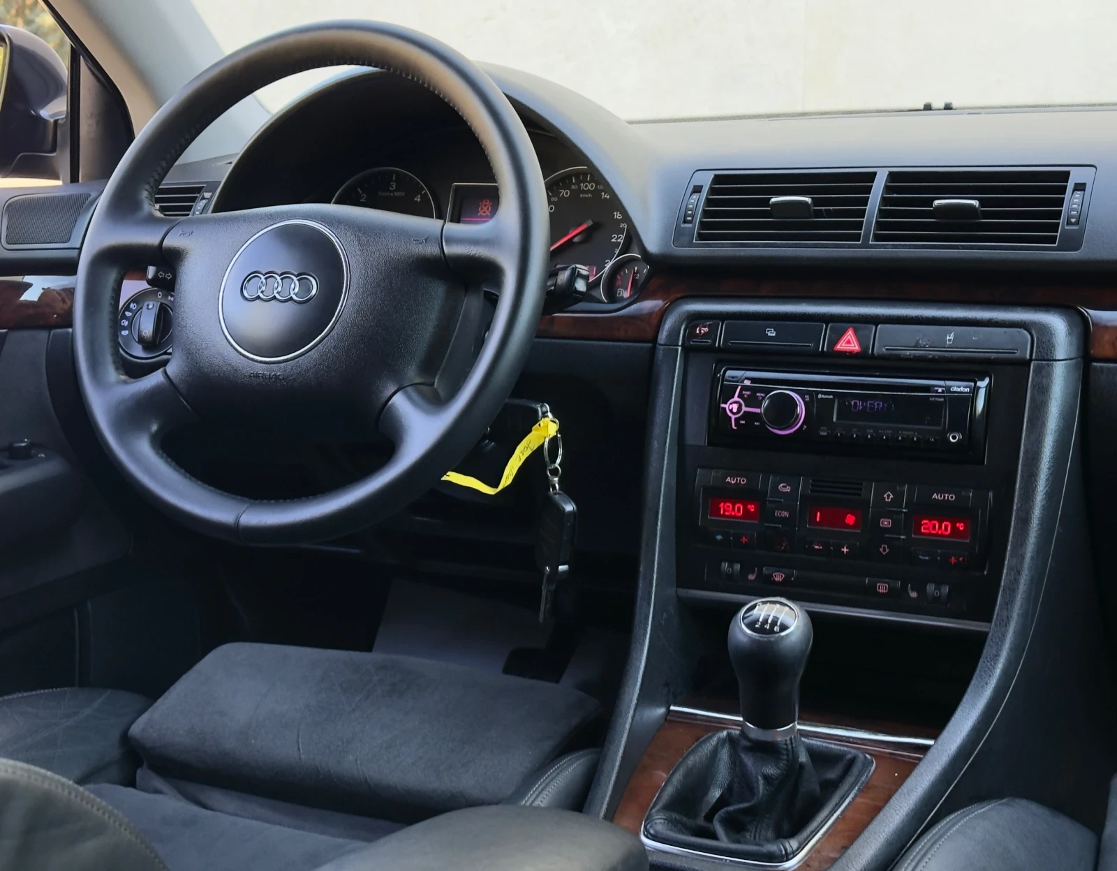 Audi A4 1.9TDi 131hp//XENON, снимка 12 - Автомобили и джипове - 54323509