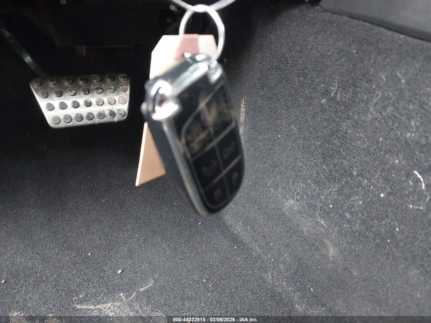 Dodge Challenger Sxt, снимка 11 - Автомобили и джипове - 54369765