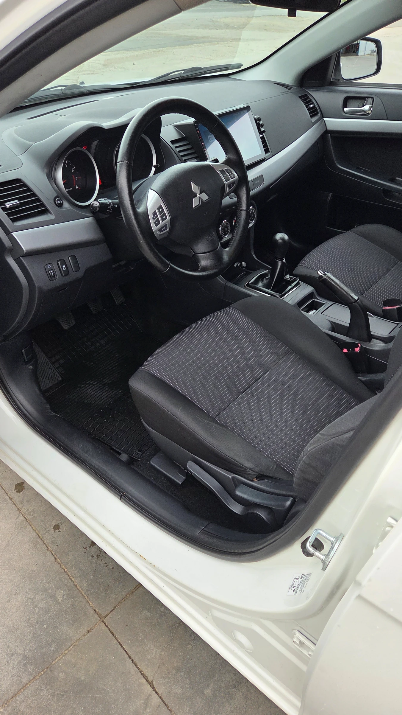 Mitsubishi Lancer | Mobile.bg � ����������� 8