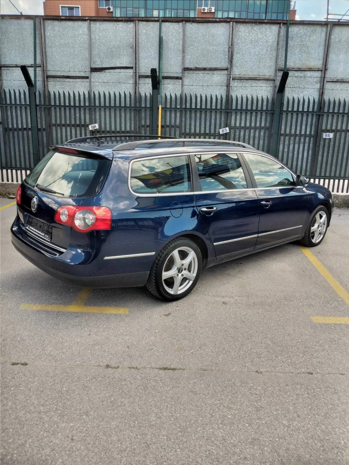 VW Passat 2.0 TDI, снимка 4 - Автомобили и джипове - 54915277