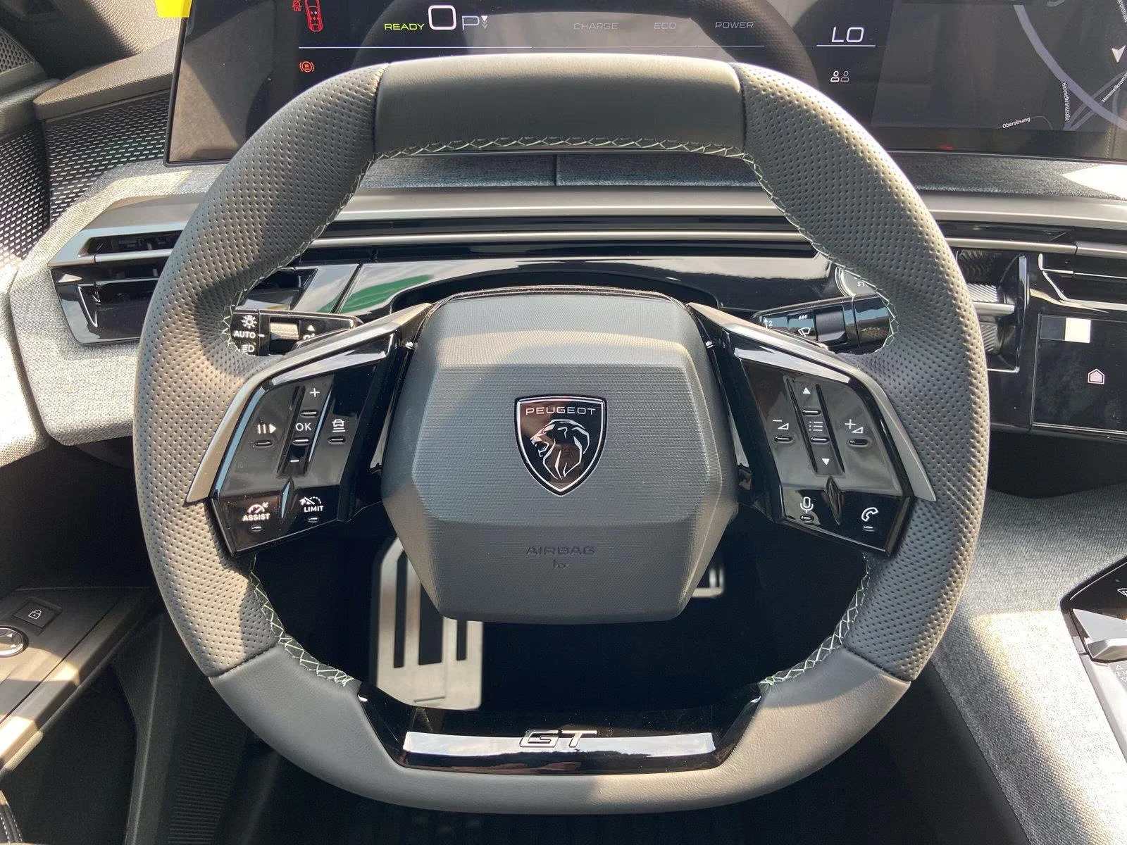 Peugeot 3008 213HP/GT/CAM/KLESS/ACC/AMBI/606z, снимка 8 - Автомобили и джипове - 55293830