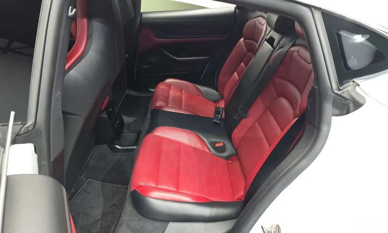 Porsche Taycan * 4S * ЦЕНА ДО БГ, снимка 12 - Автомобили и джипове - 55629181