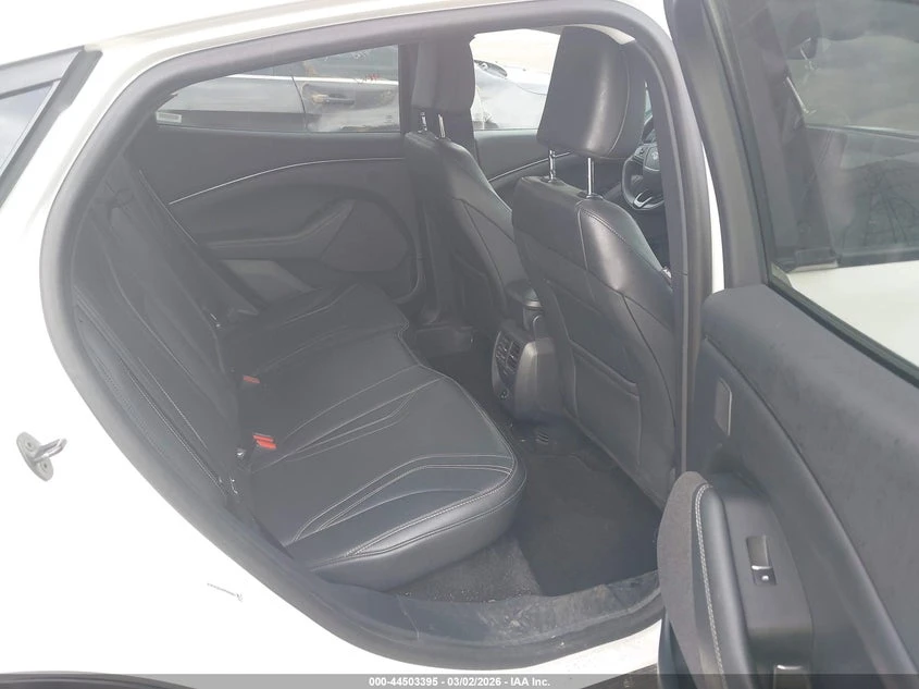 Ford Mustang Mach-E Premium, снимка 8 - Автомобили и джипове - 56320138