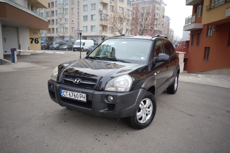 Hyundai Tucson 4x4, снимка 2 - Автомобили и джипове - 48511799