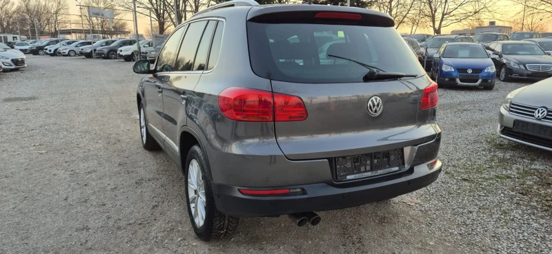 VW Tiguan 2.0tdi+ Navi+ Panorama, снимка 5 - Автомобили и джипове - 48859318