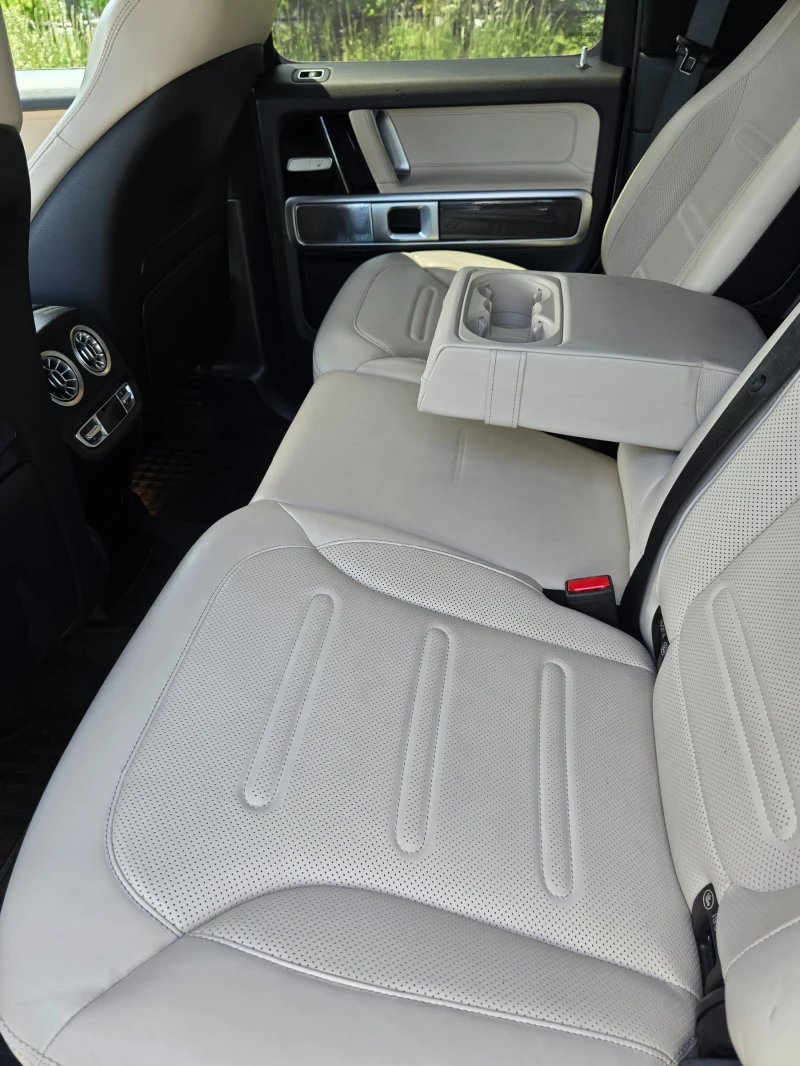 Mercedes-Benz G 500 * AMG Line* BURMESTER* ВСИЧКИ ЕКСТРИ* , снимка 9 - Автомобили и джипове - 51216096