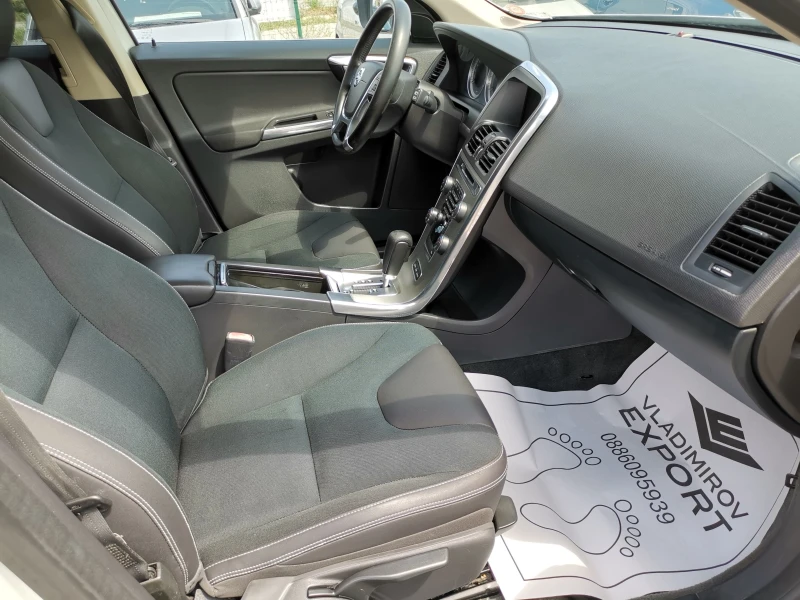 Volvo XC60 2.4 D5 215 A 4x4, снимка 8 - Автомобили и джипове - 51496144