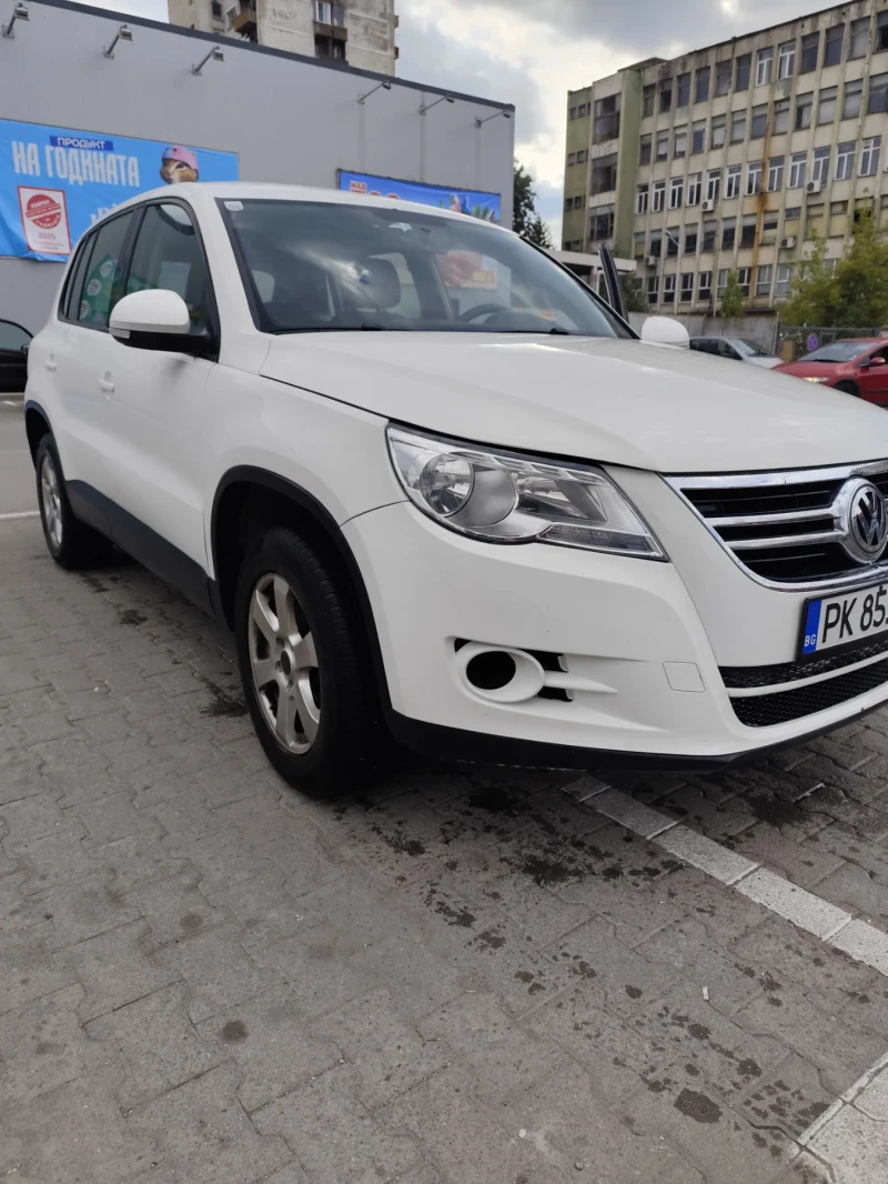 VW Tiguan, снимка 3 - Автомобили и джипове - 52121027