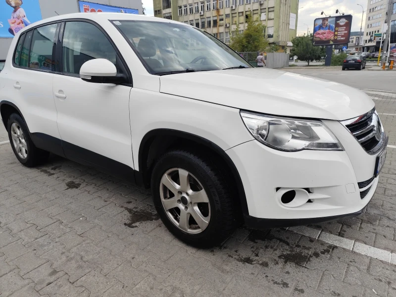 VW Tiguan, снимка 10 - Автомобили и джипове - 52121027