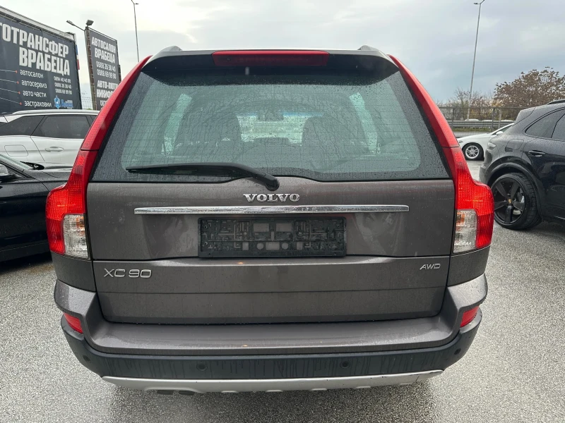 Volvo Xc90 2.4, D5 Автомат, 4x4, Кож.Сал.Сер.Истор.2кт, Гуми, снимка 5 - Автомобили и джипове - 52841240
