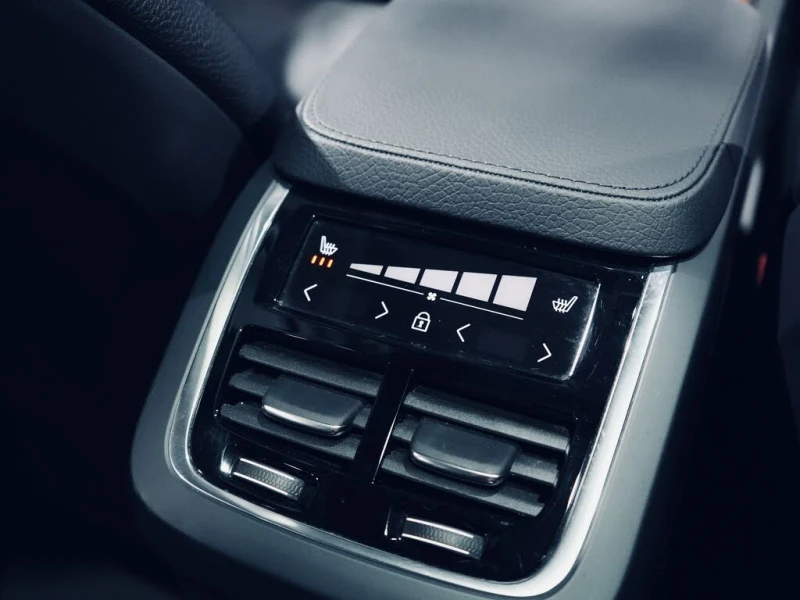 Volvo Xc90 * T6 Momentum AWD* АвтоКреди* (ЦЕНА ДО БГ), снимка 14 - Автомобили и джипове - 52980360