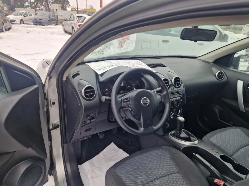Nissan Qashqai 1.6i/ГАЗОВ ИЖЕКЦИОН, снимка 8 - Автомобили и джипове - 53212478