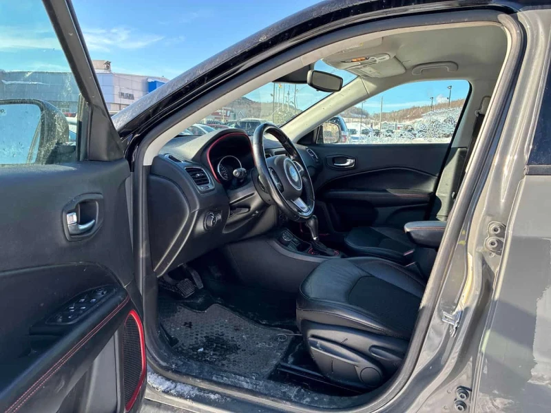 Jeep Compass Trailhawk 4x4 * Подгреви * Keyless * , снимка 8 - Автомобили и джипове - 53534233