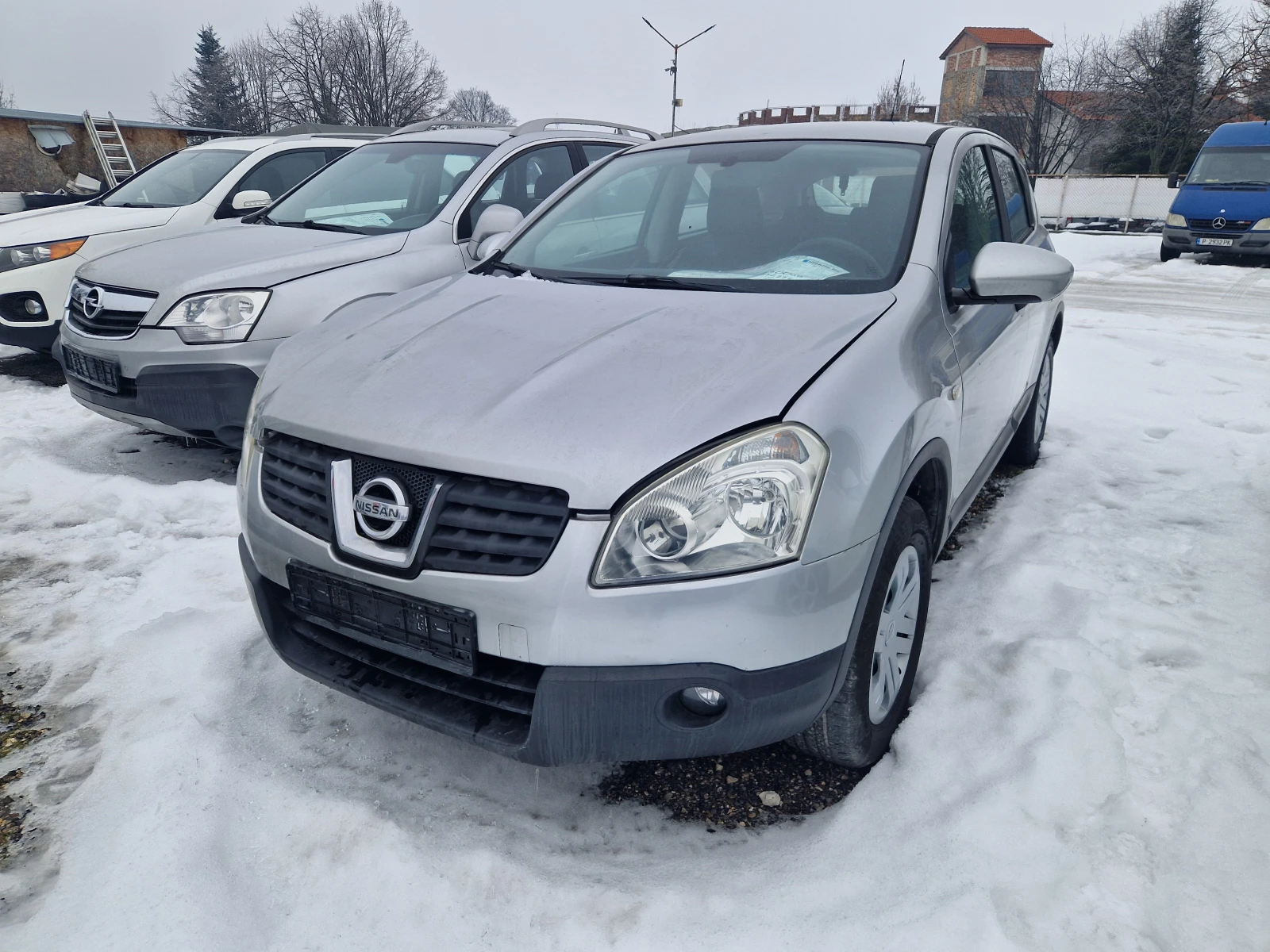 Nissan Qashqai 1.6i/ГАЗОВ ИЖЕКЦИОН, снимка 1
