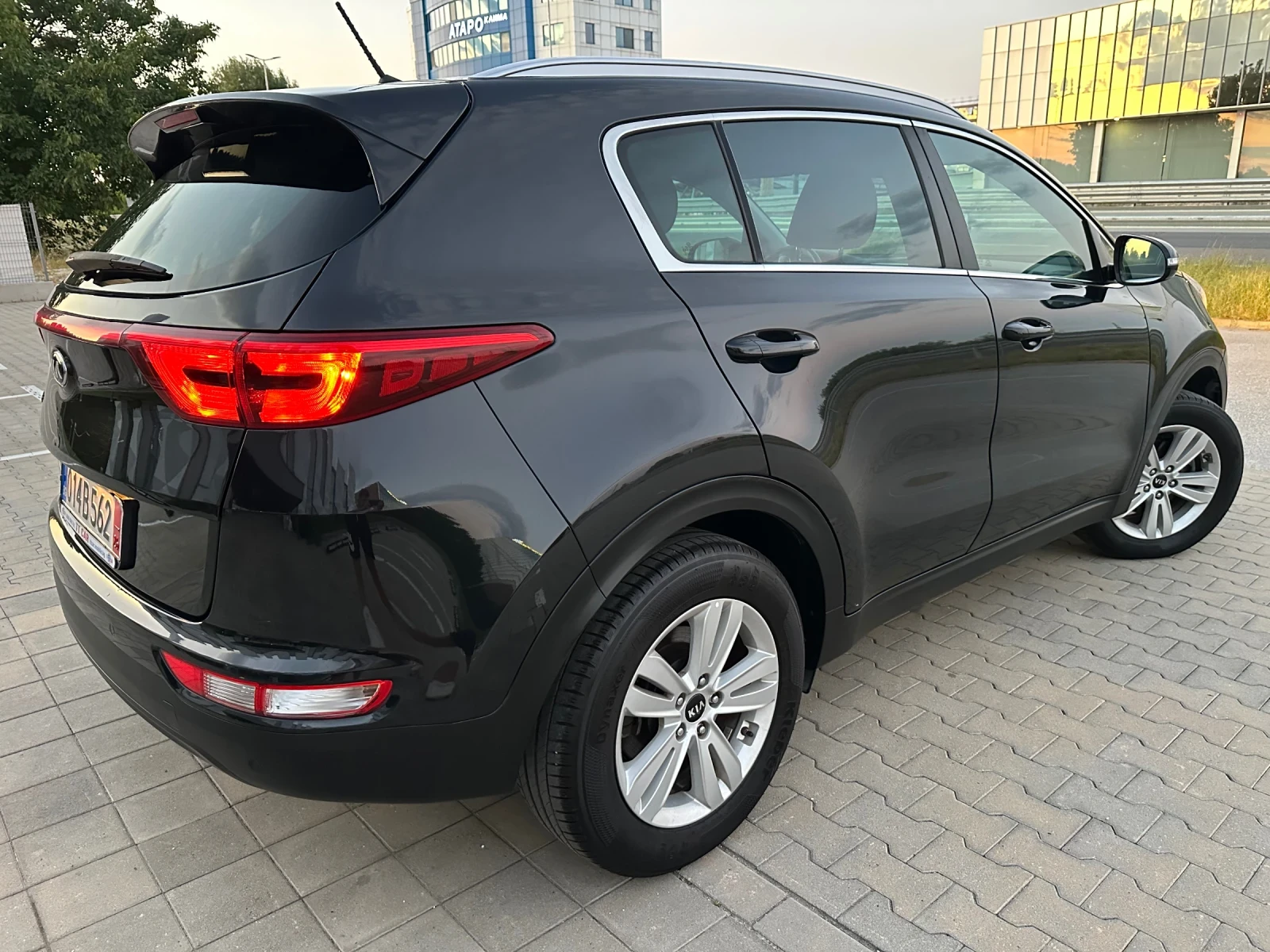 Kia Sportage 1.6 Газ.инжекцион! 6-скорости! ЛИЗИНГ! EURO 6B - изображение 6