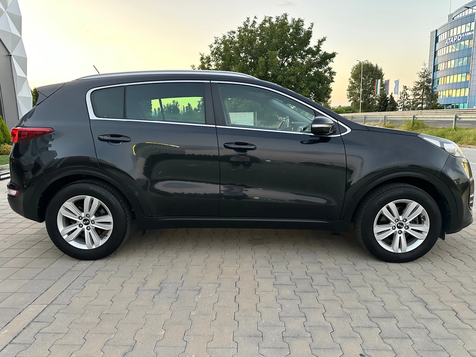 Kia Sportage 1.6 Газ.инжекцион! 6-скорости! ЛИЗИНГ! EURO 6B - изображение 5