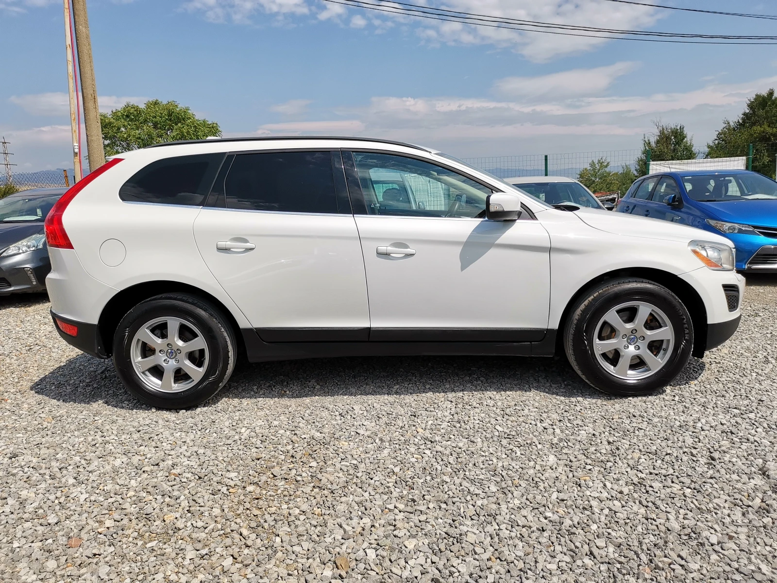 Volvo XC60 2.4 D5 215 A 4x4 - изображение 2