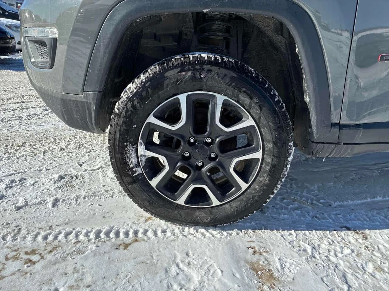 Jeep Compass Trailhawk 4x4 * �������� * Keyless *  | Mobile.bg � ����������� 17