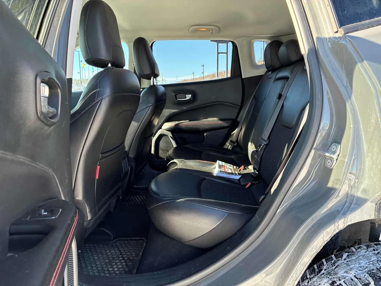 Jeep Compass Trailhawk 4x4 * Подгреви * Keyless *  - изображение 9