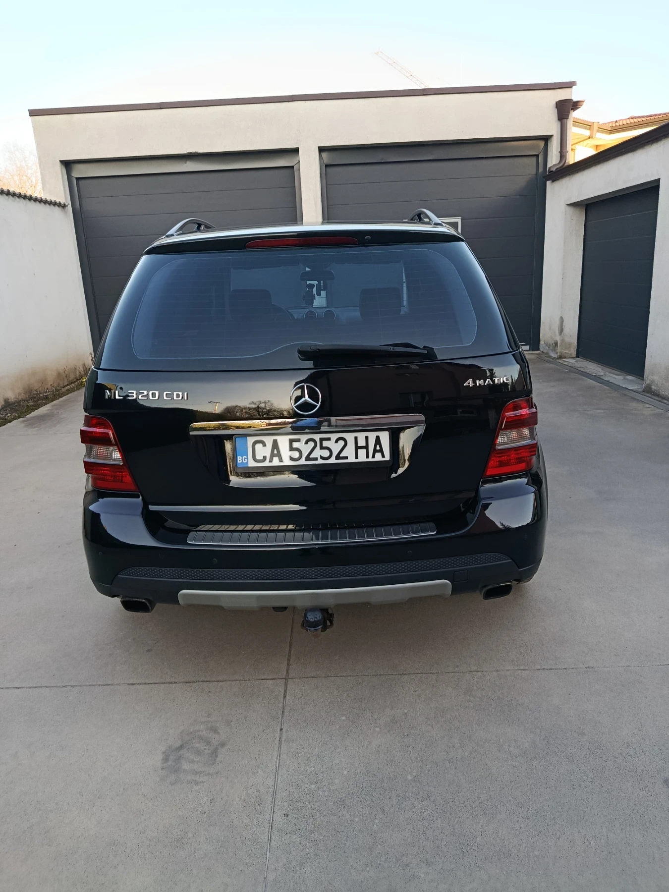 Mercedes-Benz ML 320, снимка 4 - Автомобили и джипове - 53801371
