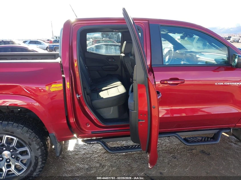 Chevrolet Colorado 2.7l 4Wd Lt, снимка 8 - Автомобили и джипове - 54153925