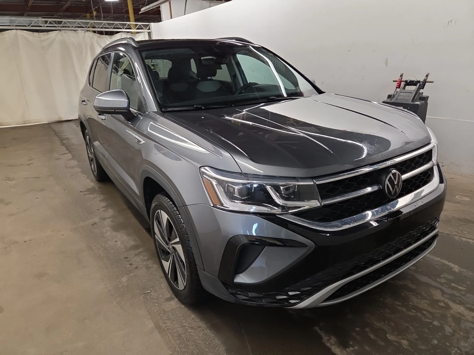 VW Taos HIGHLINE * * CARFAX * * АВТО КРЕДИТ * * , снимка 2 - Автомобили и джипове - 54611604