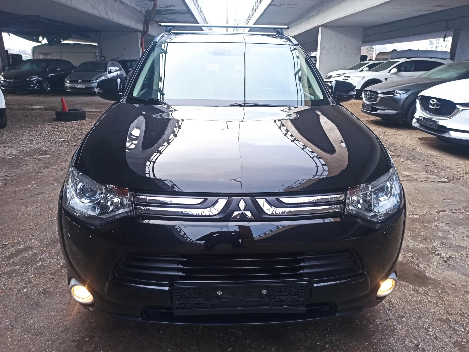 Mitsubishi Outlander KEYLESS, NAVI, KAMERA, PANORAMA , снимка 15 - Автомобили и джипове - 54692809