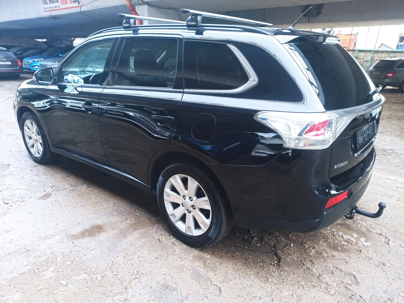 Mitsubishi Outlander KEYLESS, NAVI, KAMERA, PANORAMA , снимка 8 - Автомобили и джипове - 54692809