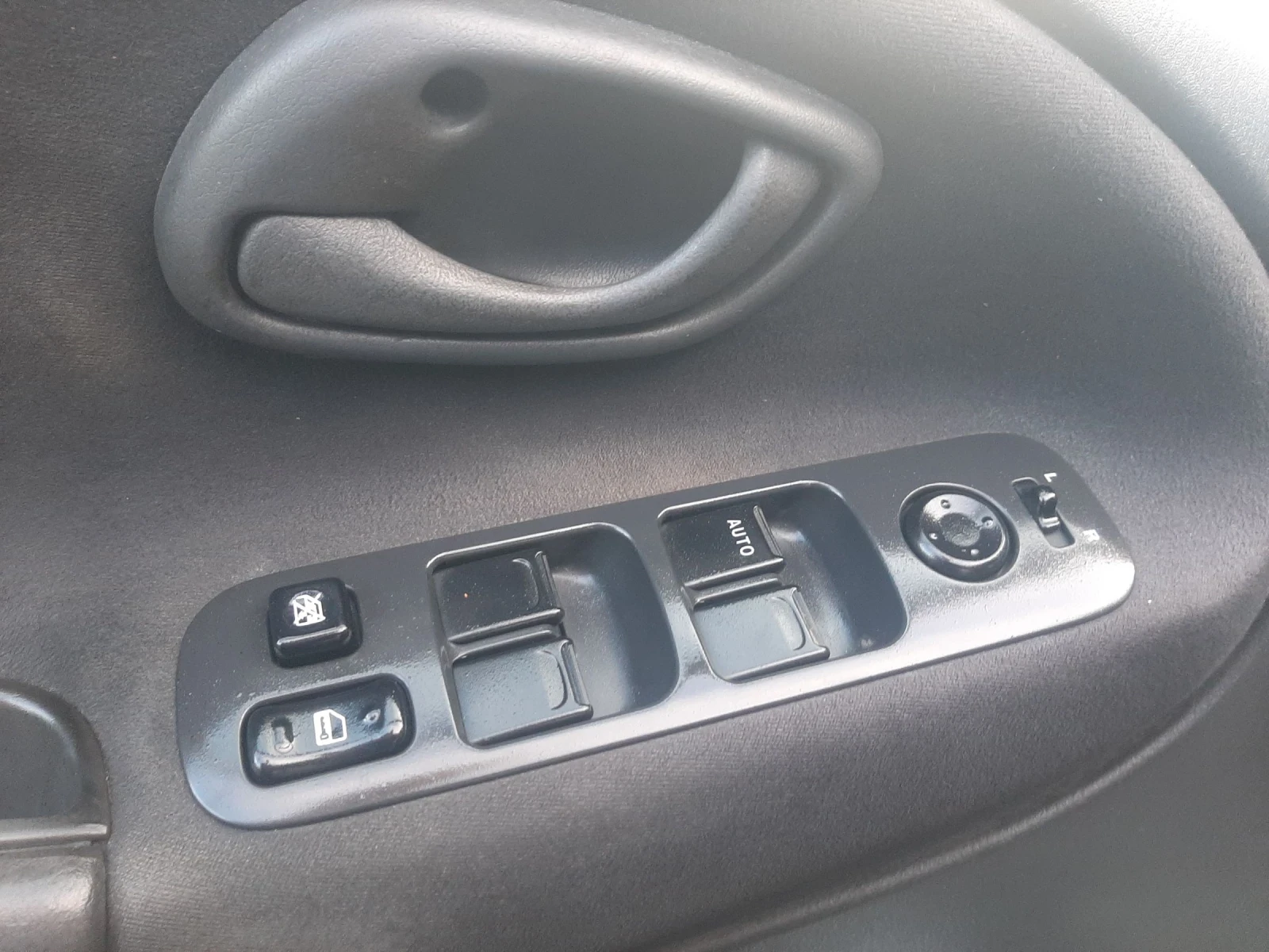Suzuki Grand vitara 2.0 HDI 109ks FEIS ITALIJ, снимка 11 - Автомобили и джипове - 54718021
