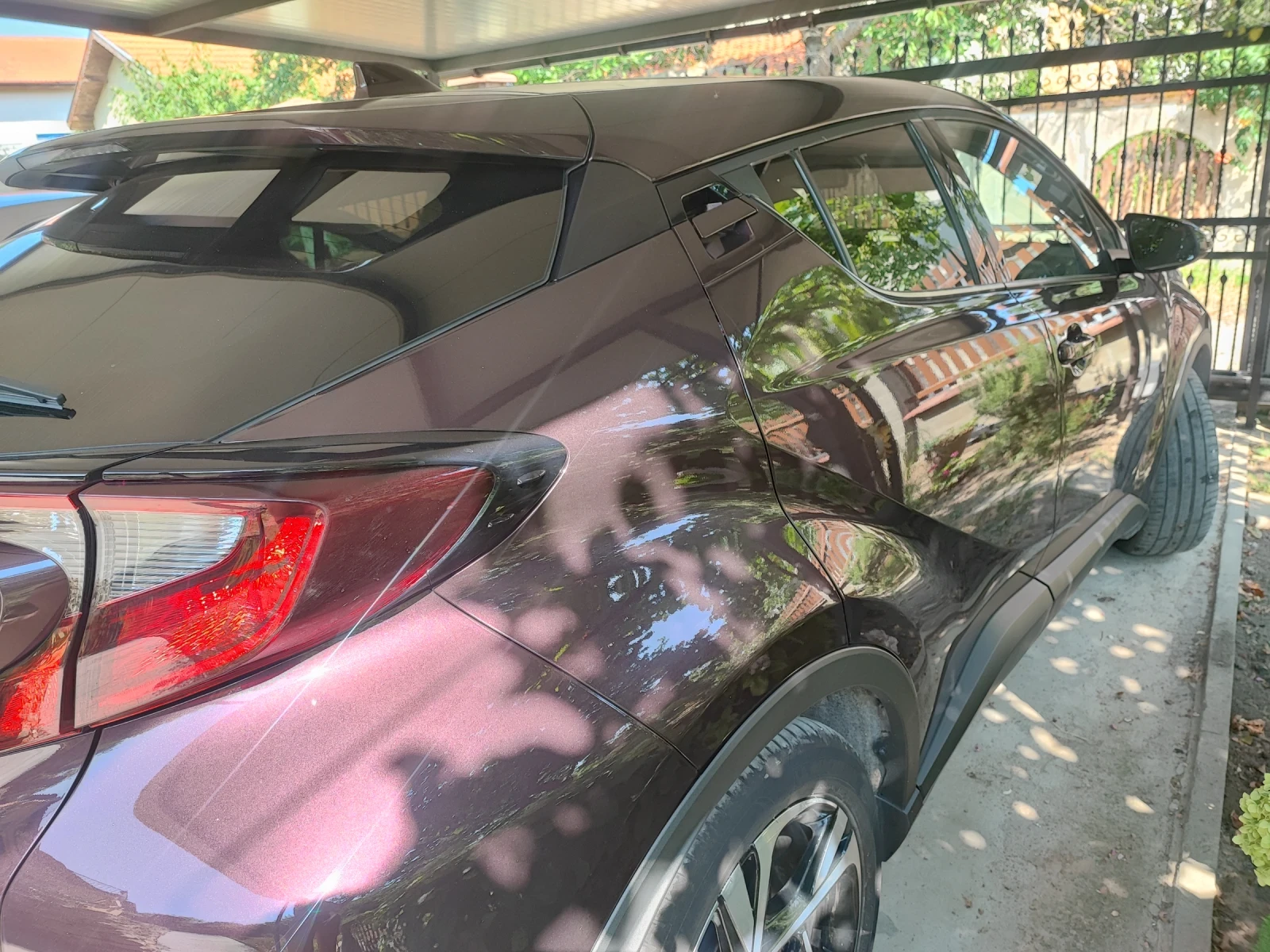 Toyota C-HR Хибрид, снимка 3 - Автомобили и джипове - 55385499