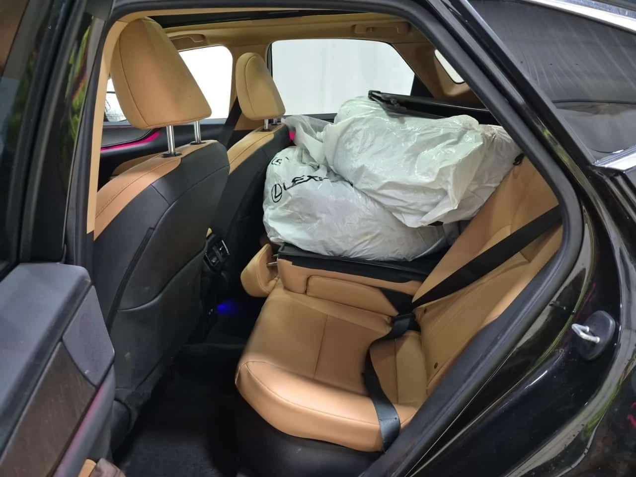 Lexus NX 350h * ОБДУХВАНЕ * 360 * CARFAX * , снимка 12 - Автомобили и джипове - 56175681
