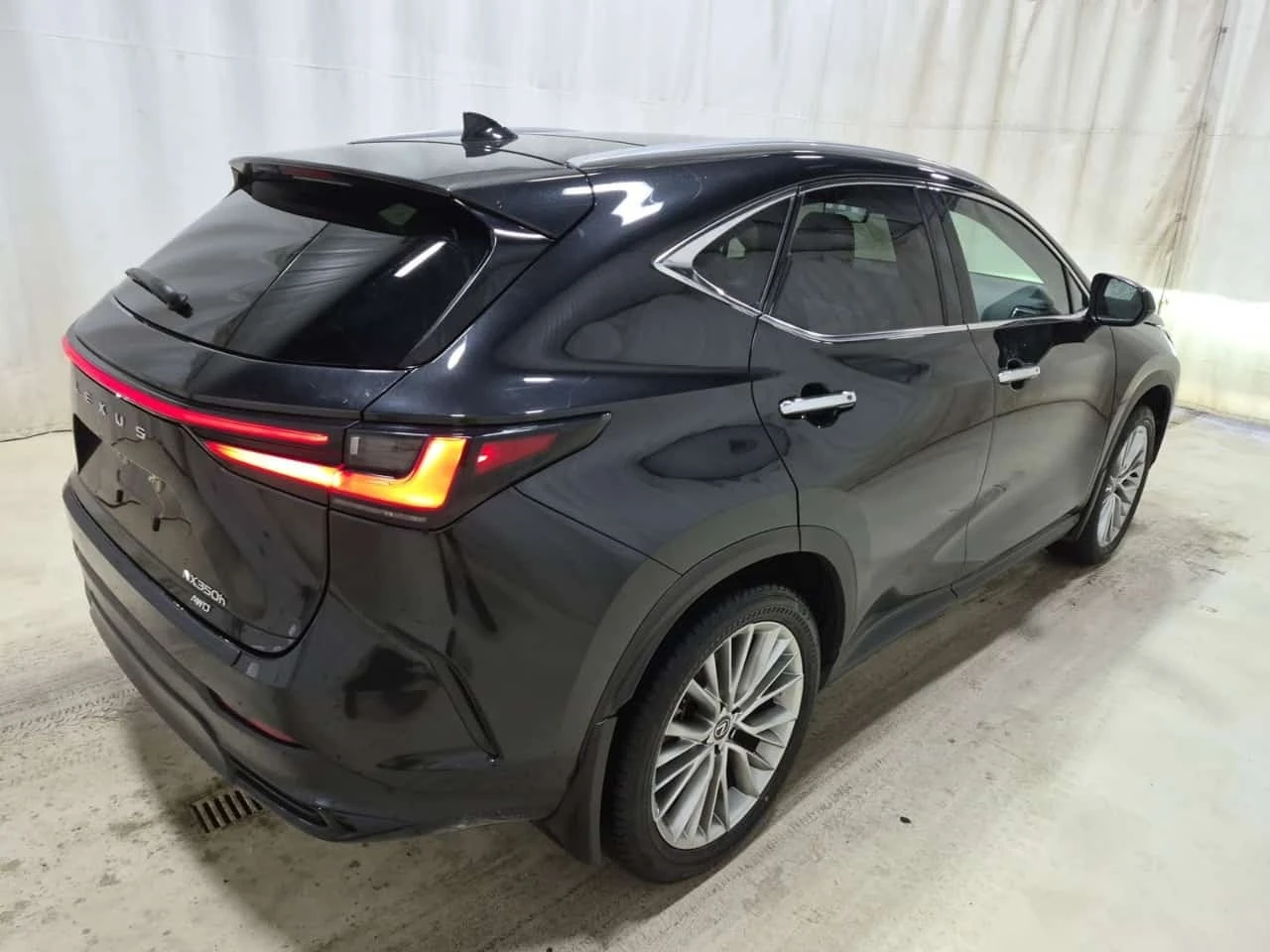Lexus NX 350h * ОБДУХВАНЕ * 360 * CARFAX * , снимка 3 - Автомобили и джипове - 56175681