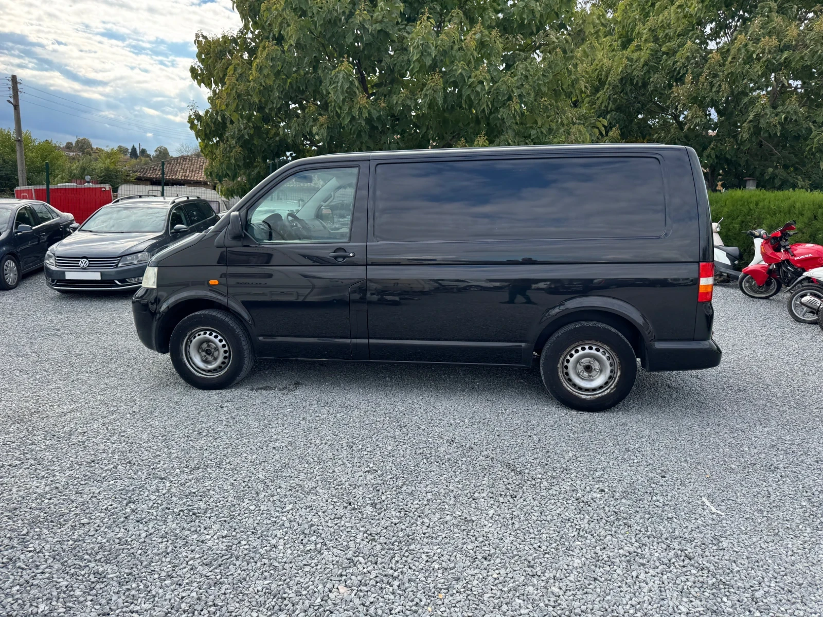 VW T5 2.5TDI Товарен-Клима - изображение 8