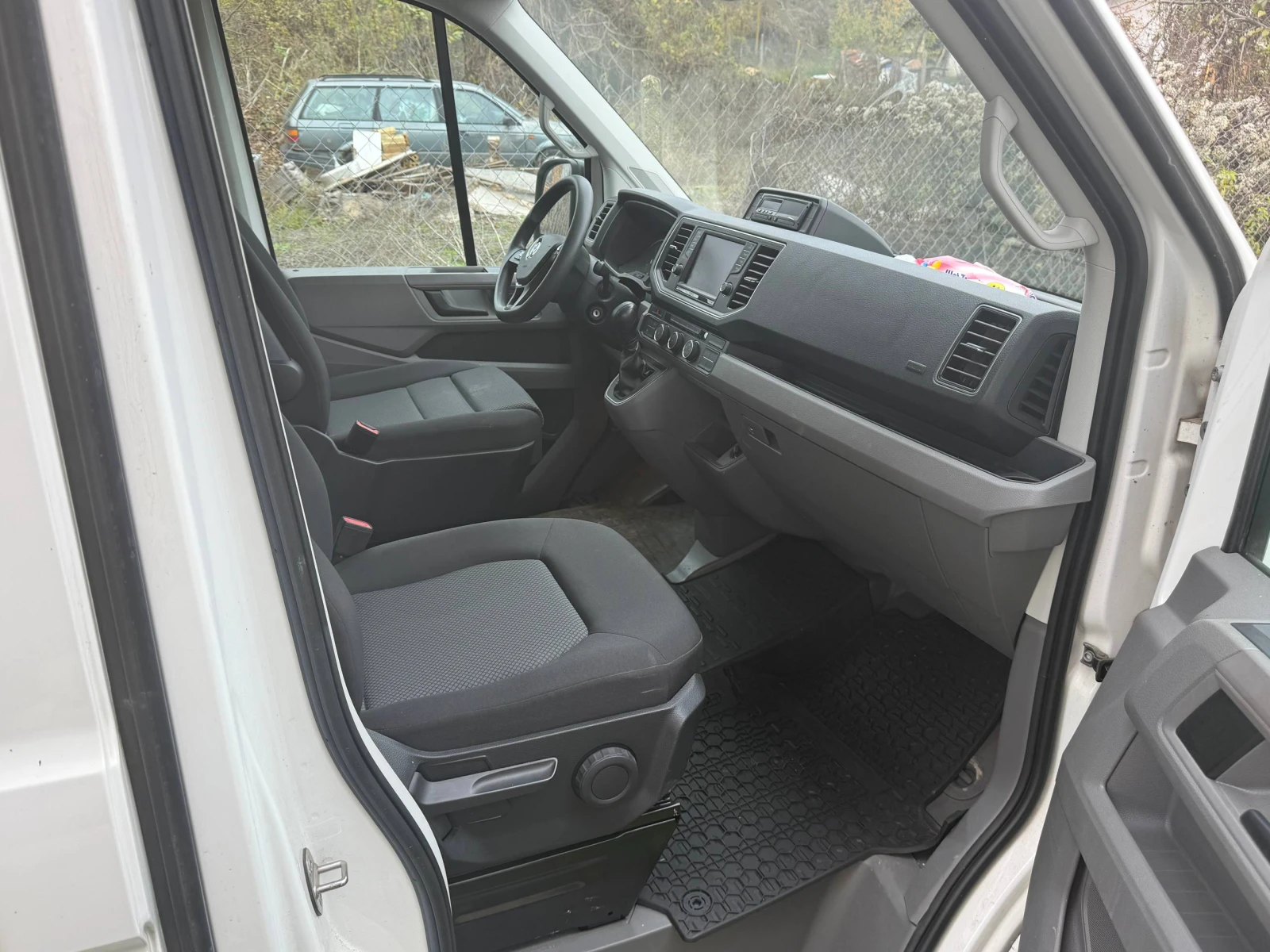 VW Crafter 2.0 TDI - изображение 8